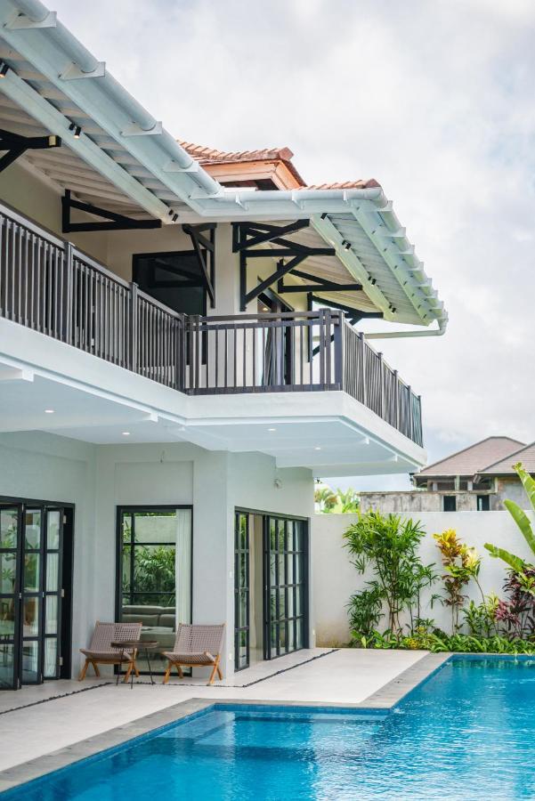 Villa Okenada - Modern 5-Bedroom Pool Villa In Berawa! Чангу Экстерьер фото